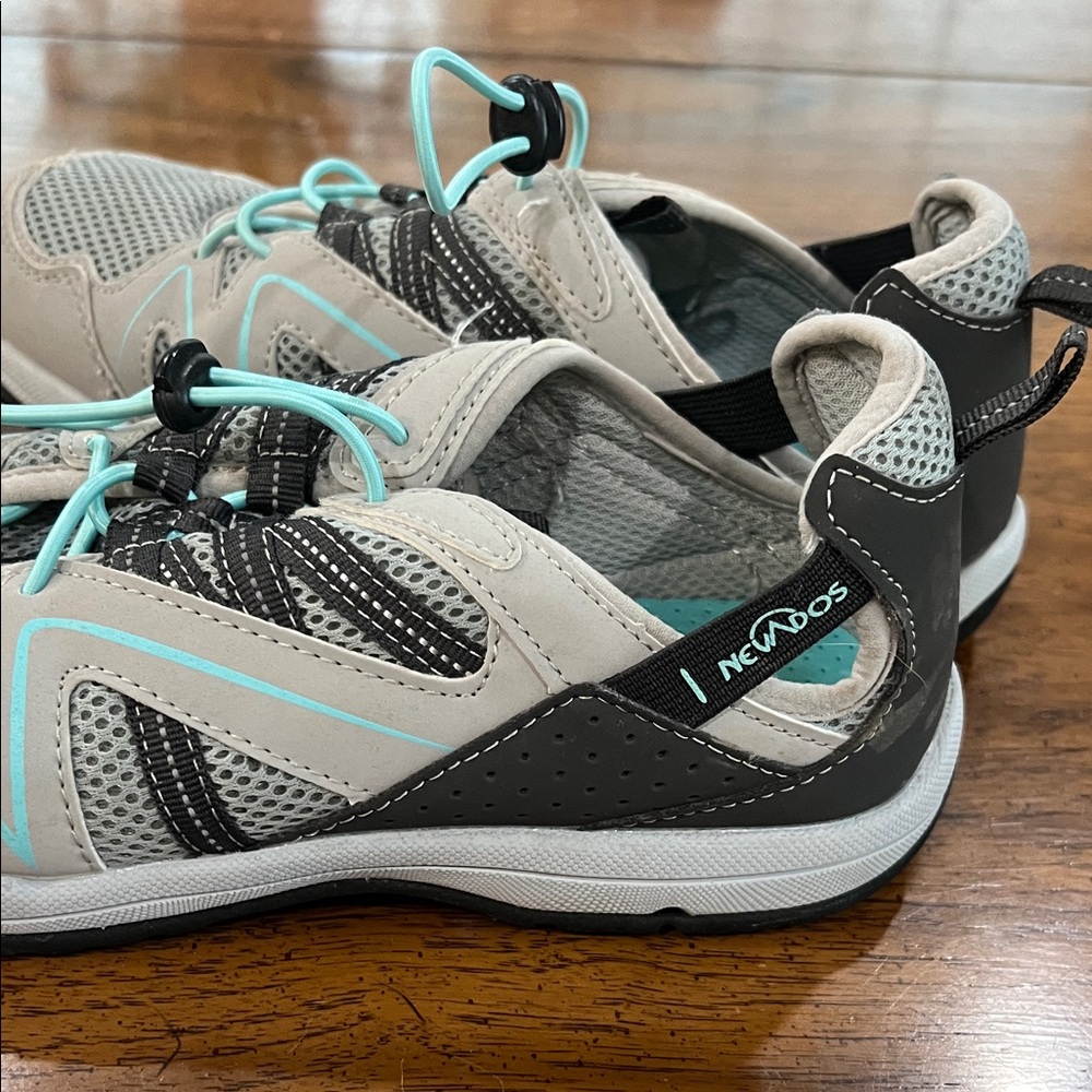 Women's Nevados Athletic Shoes in Gray and Aqua - Picture 6 of 8